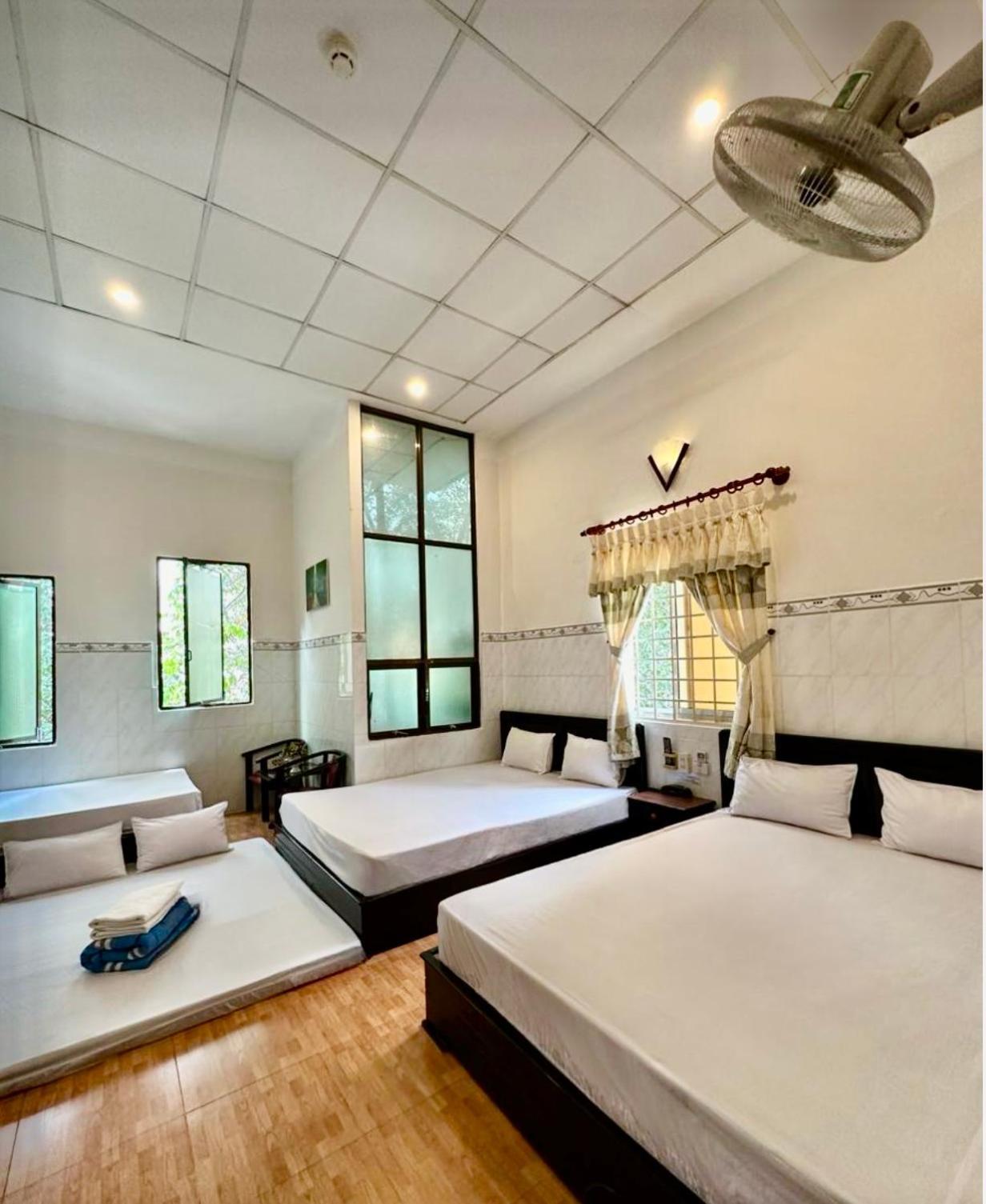 Khach San Nam Do 2 Hotel Can Tho Exterior photo
