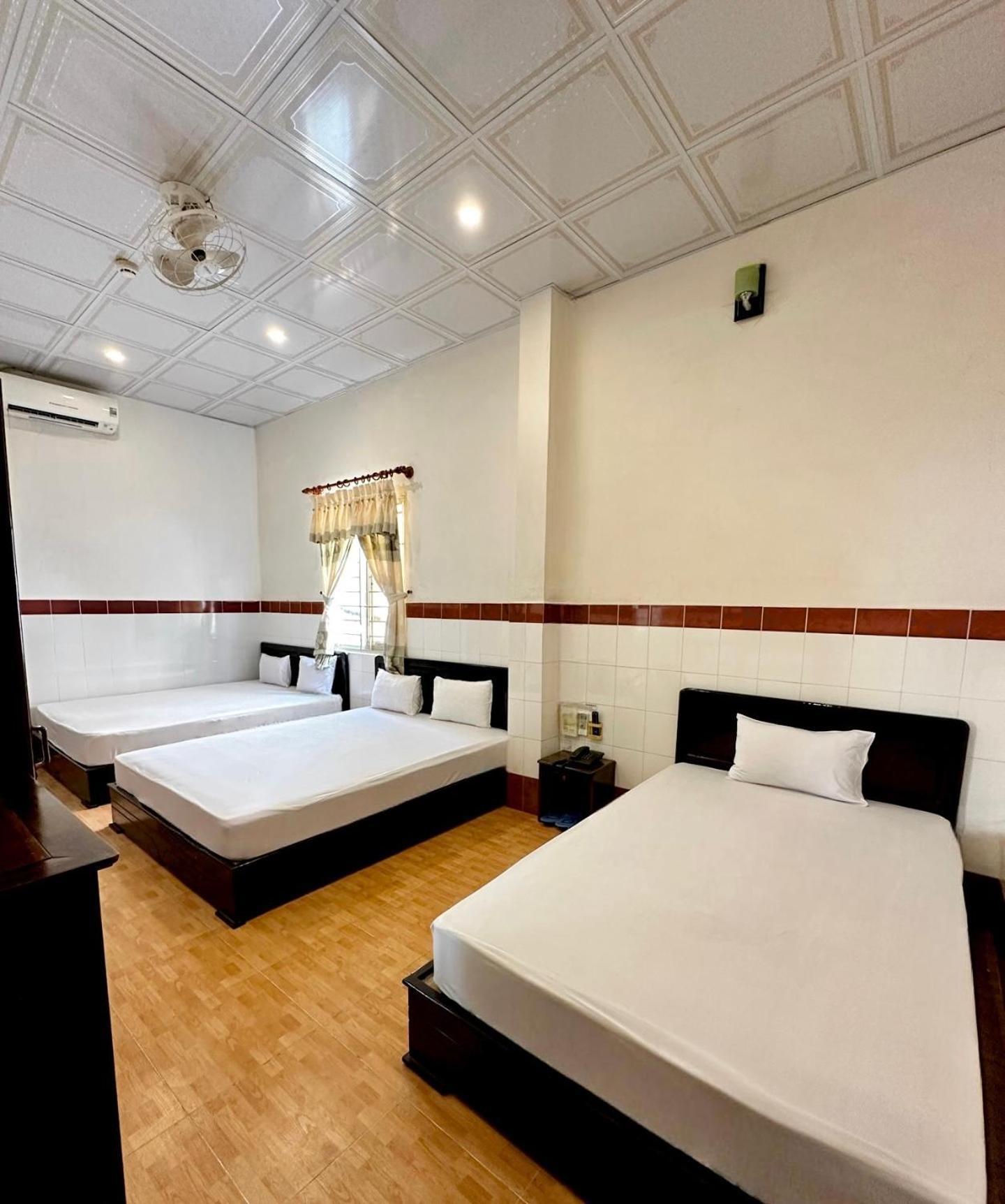 Khach San Nam Do 2 Hotel Can Tho Exterior photo