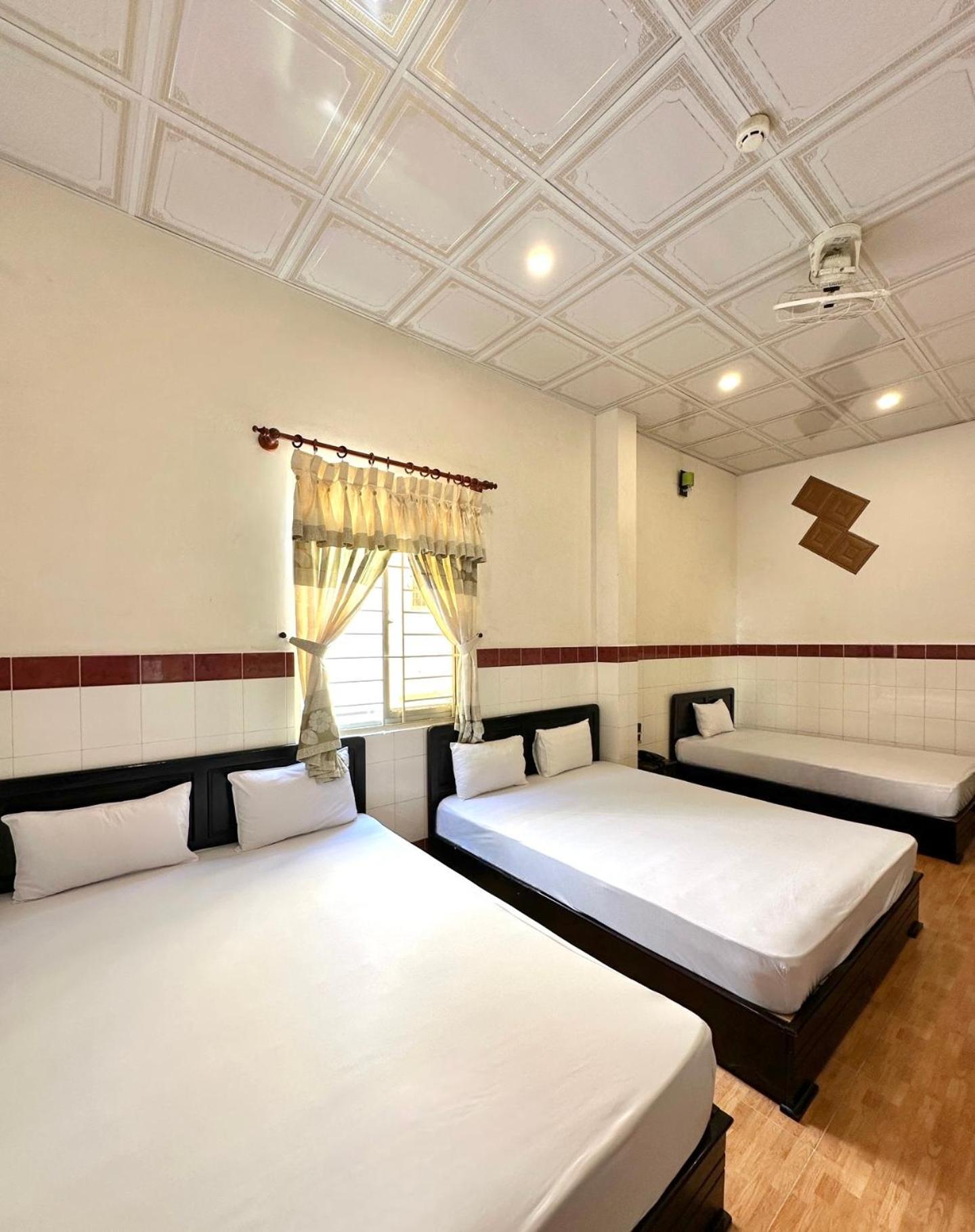Khach San Nam Do 2 Hotel Can Tho Exterior photo